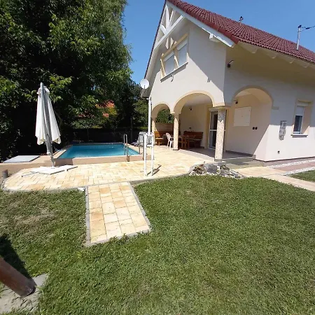 In - Balaton 18019 *